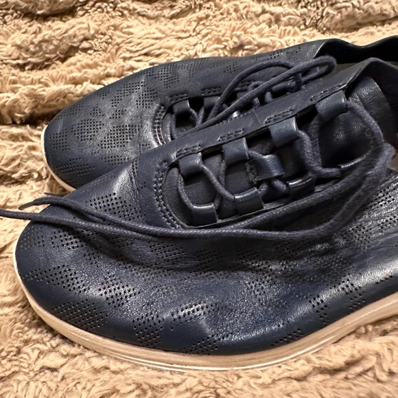 Cole Haan Original Grand Original Perforated Leather Marine Navy size 8 - Picture 7 of 16